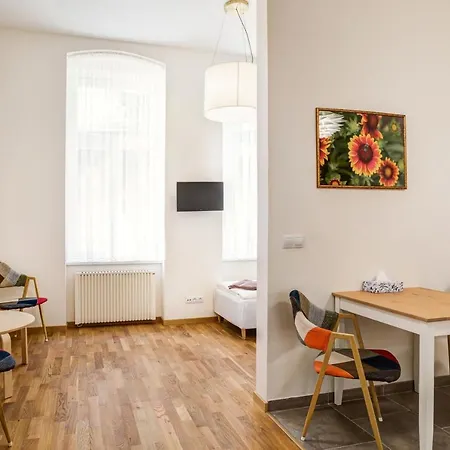 Apartman Karlovarska Marianske Lazne Exterior photo