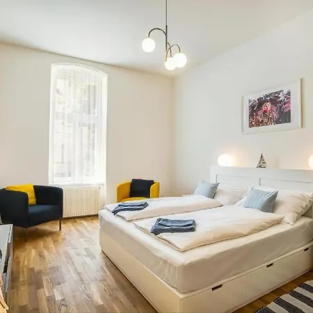 Apartman Karlovarska Marianske Lazne Exterior photo