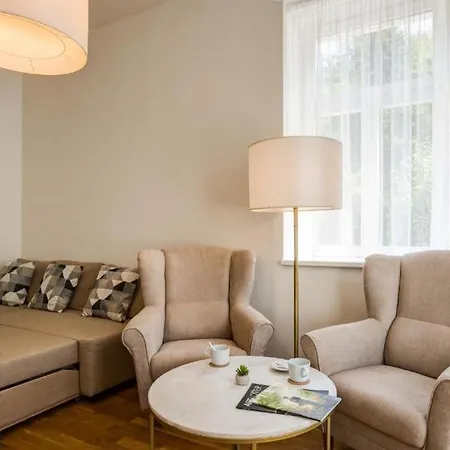 Apartman Karlovarska Marianske Lazne Exterior photo